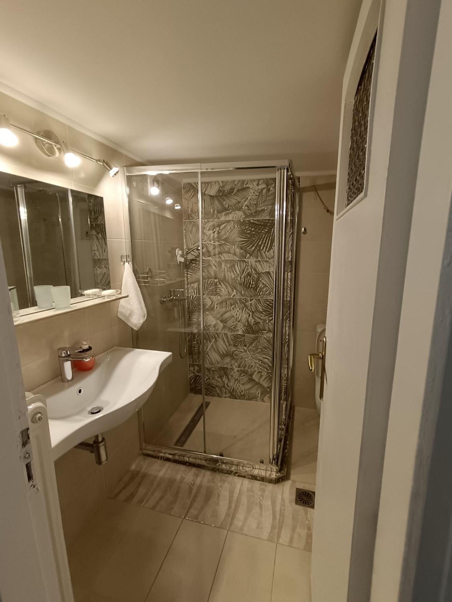 Apartament Your